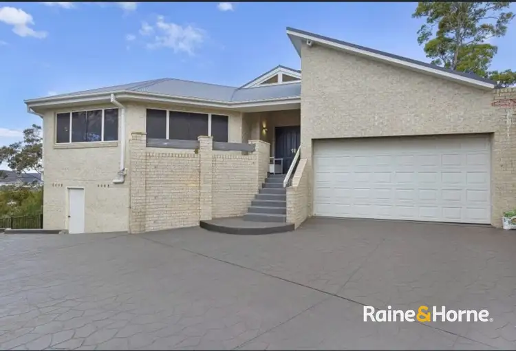 3 Kingsview Dr
