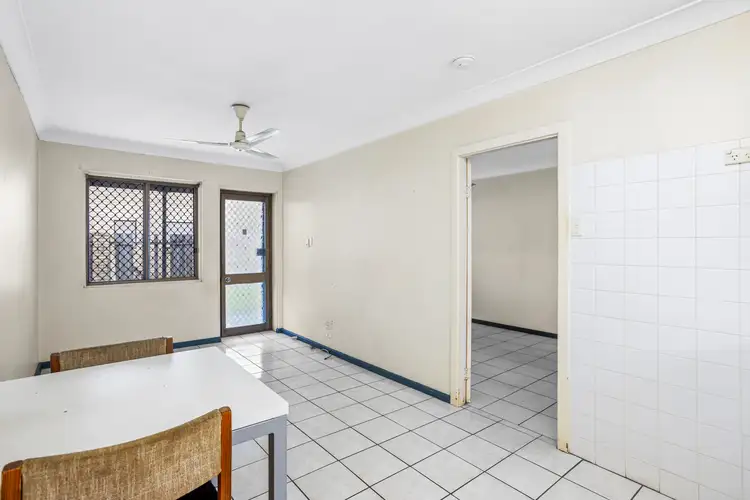 Fourth view of Homely unit listing, 2/23 Thomas Drive, Chevron Island QLD 4217