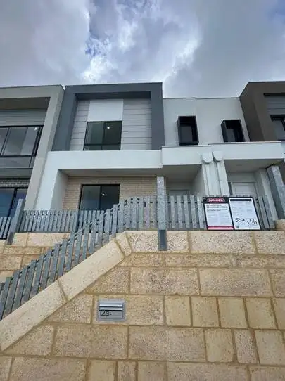 12A Leeward Avenue