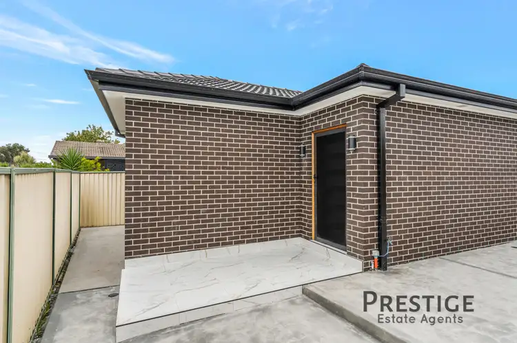 2A Shelley Place
