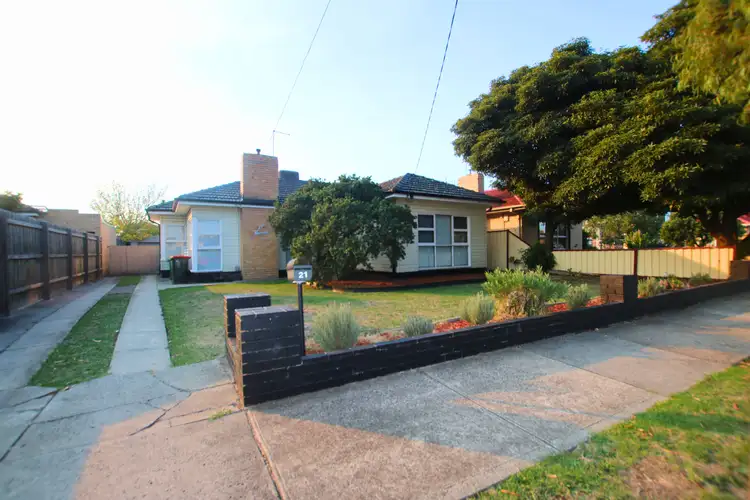 21 Lucille Avenue