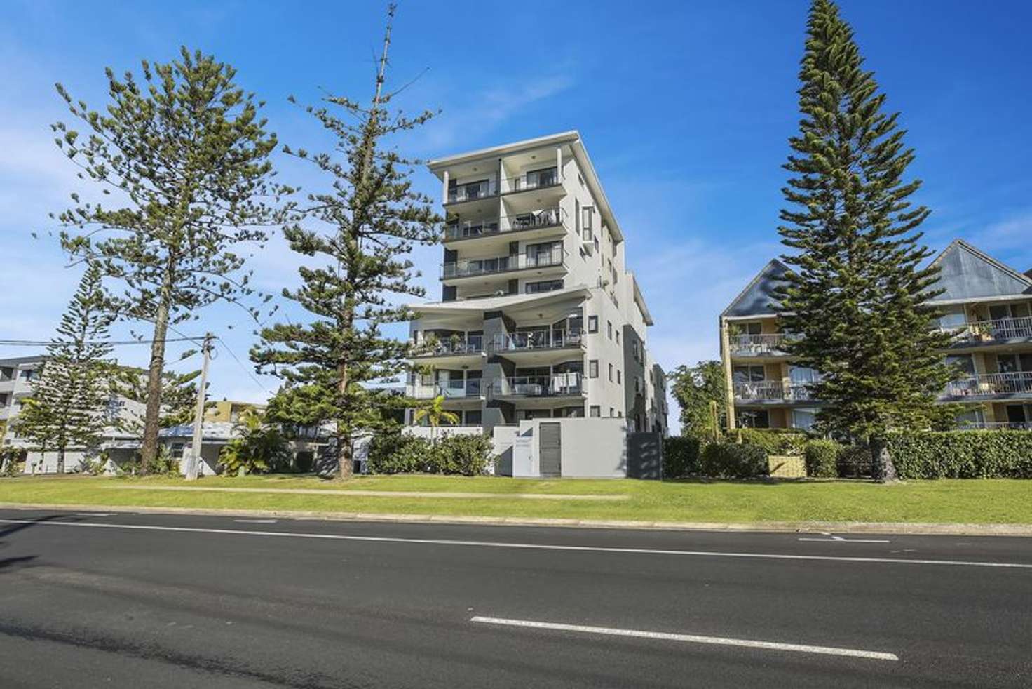 Main view of Homely unit listing, 2/50 King Street, Kings Beach QLD 4551