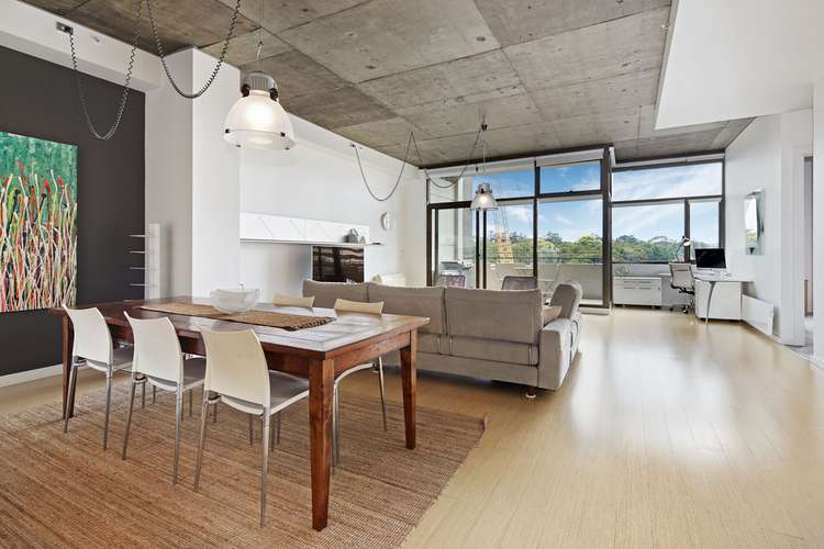 Third view of Homely apartment listing, 4A/18 Albert Road, South Melbourne VIC 3205