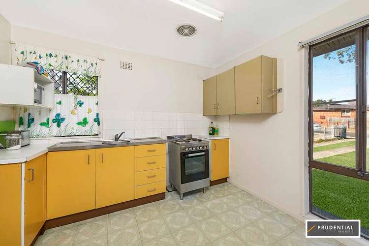 Fourth view of Homely house listing, 6 Rosemary Place, Macquarie Fields NSW 2564