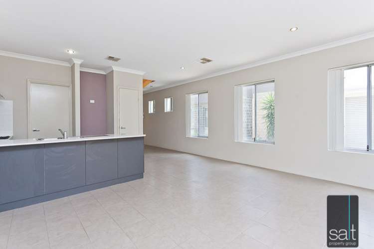 Fifth view of Homely house listing, 2/31 Gardiner Street, Belmont WA 6104