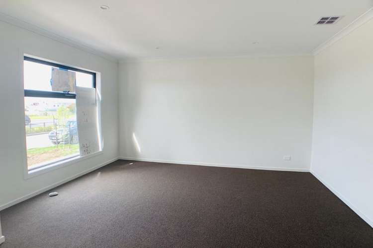 Fourth view of Homely house listing, 18 Liewah Circuit, Craigieburn VIC 3064