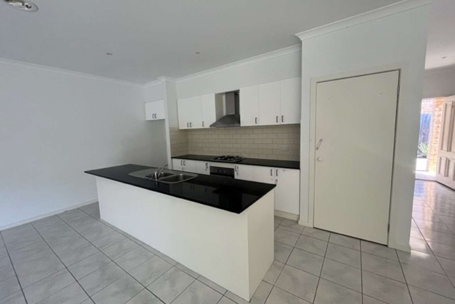 Main view of Homely unit listing, 2/30 Snell Grove, Oak Park VIC 3046