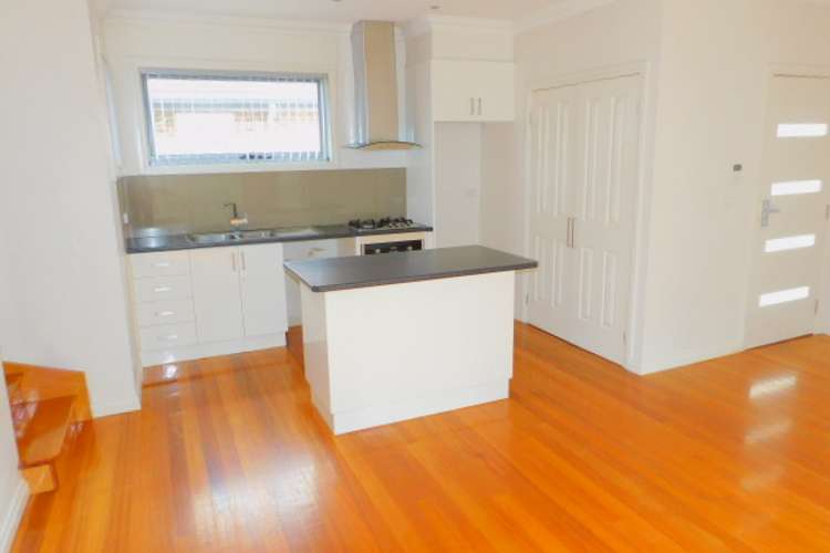 Third view of Homely townhouse listing, 2/686 View Street, Oak Park VIC 3046