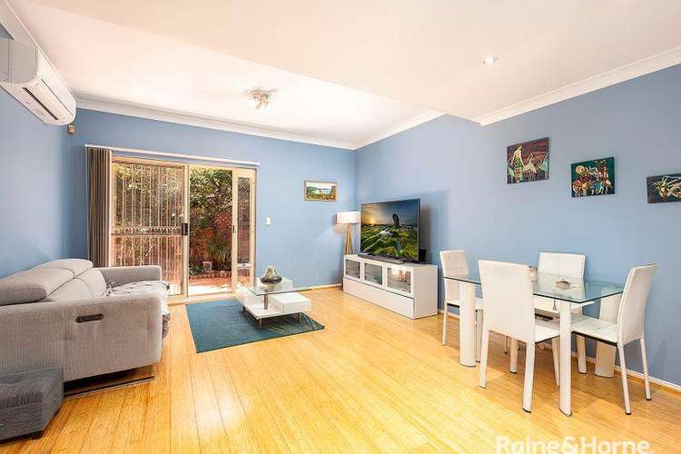Third view of Homely house listing, 3/27 Minneapolis Cres, Maroubra NSW 2035