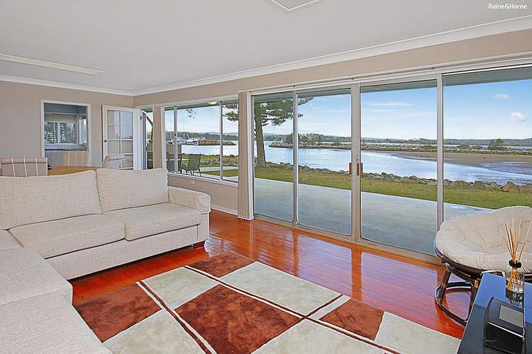 39 Beach Road, Batemans Bay NSW 2536