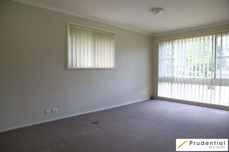 Second view of Homely house listing, 33 Oswald Crescent, Rosemeadow NSW 2560