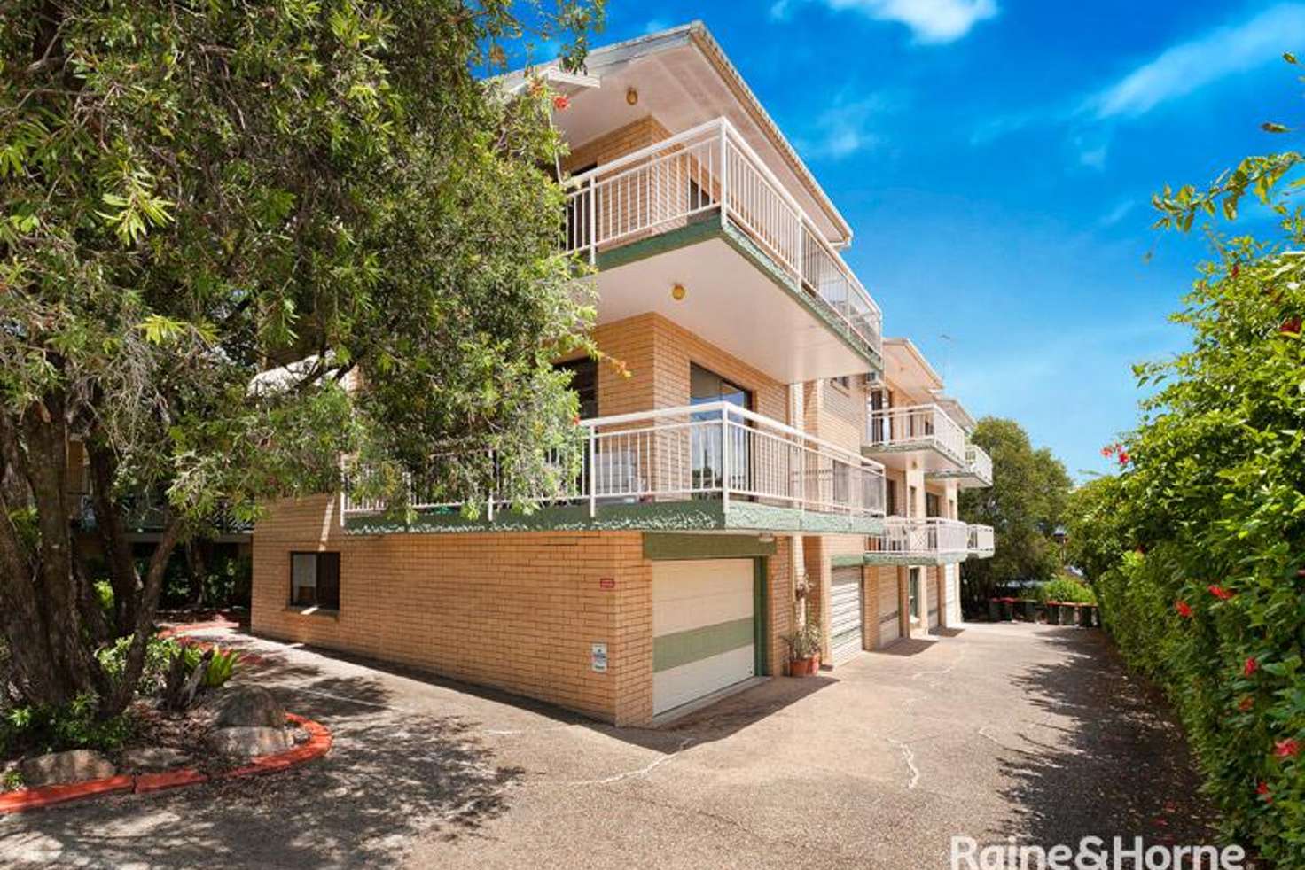 Main view of Homely townhouse listing, 1/37 Mitre Street, St Lucia QLD 4067