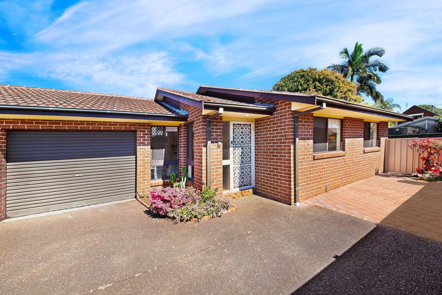 Main view of Homely villa listing, 2/83 Paton Street, Woy Woy NSW 2256