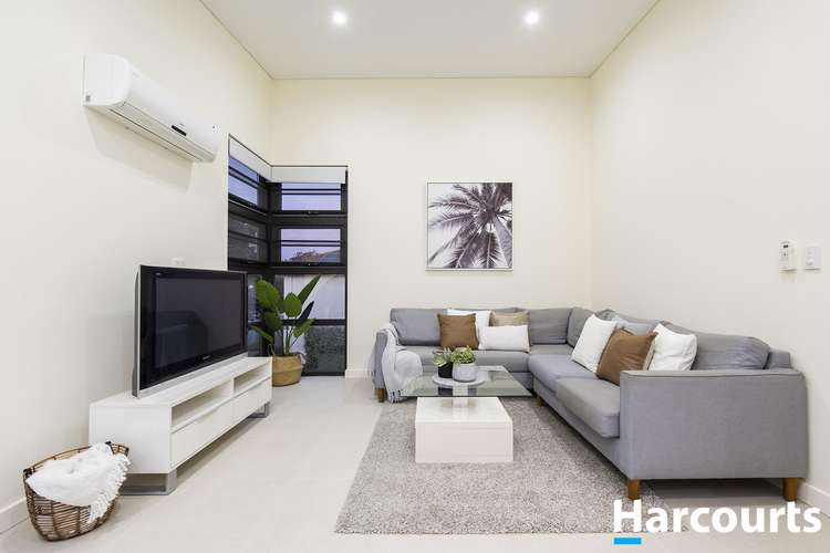 Fifth view of Homely apartment listing, 4/17 Elanora Street, Joondanna WA 6060