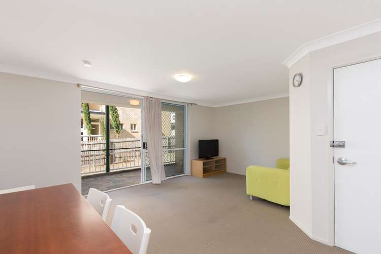 Third view of Homely apartment listing, 2/22-26 Warren Street, St Lucia QLD 4067