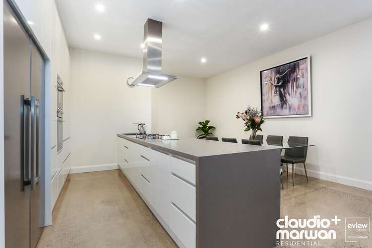 Fifth view of Homely townhouse listing, 124 Devereaux Street, Oak Park VIC 3046