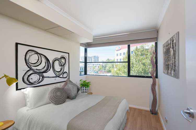 Sixth view of Homely apartment listing, 16/82 Royal Street, East Perth WA 6004