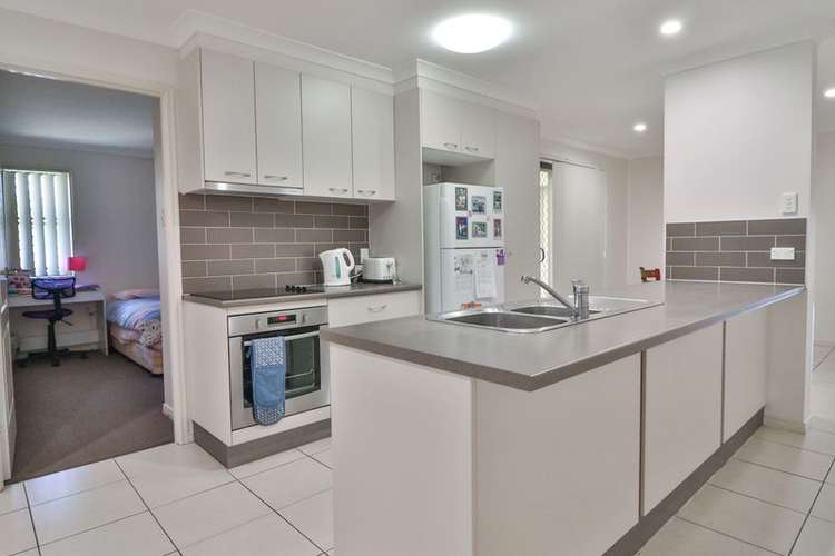 Second view of Homely other listing, 2/14 Bayley Court, Urraween QLD 4655