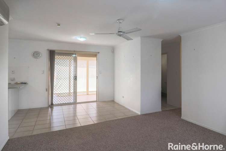 Second view of Homely house listing, 7 Wodalla Mews, Point Vernon QLD 4655