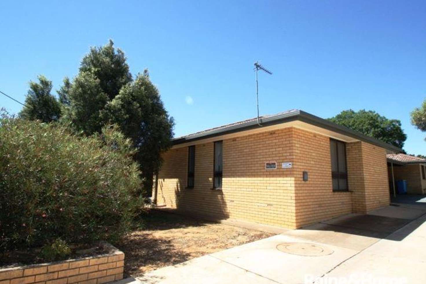 Main view of Homely house listing, 1/1 Nordlingen Drive, Wagga Wagga NSW 2650
