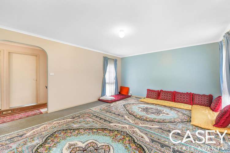 Second view of Homely house listing, 7 Emerald Court, Hampton Park VIC 3976