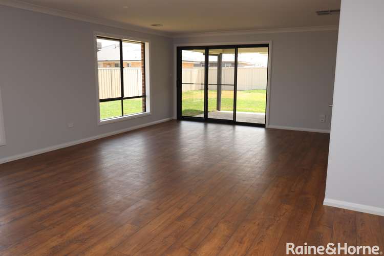 Third view of Homely house listing, 20 Morris Crescent, Gobbagombalin NSW 2650