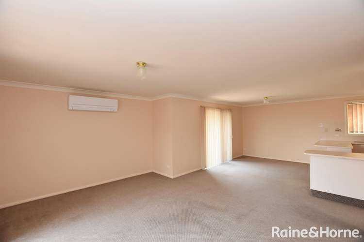 Third view of Homely villa listing, 7 / 86 Nile Street, Orange NSW 2800