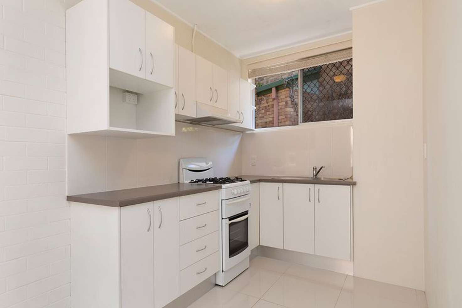 Main view of Homely unit listing, 3/10 Auburn Terrace, Indooroopilly QLD 4068