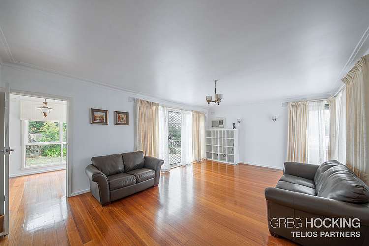 Second view of Homely house listing, 8 Snead Court, Mount Waverley VIC 3149