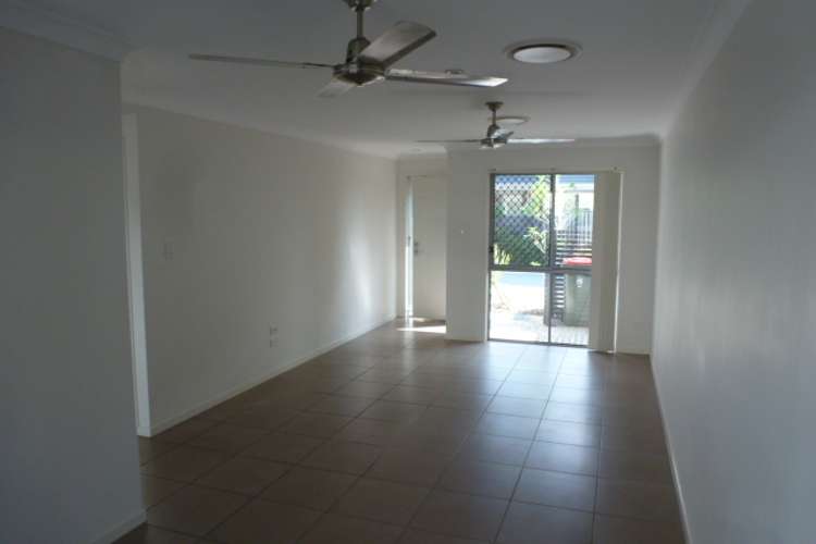 Fifth view of Homely townhouse listing, C/86 CARSELGROVE AVE 86 CARSELGROVE, Fitzgibbon QLD 4018