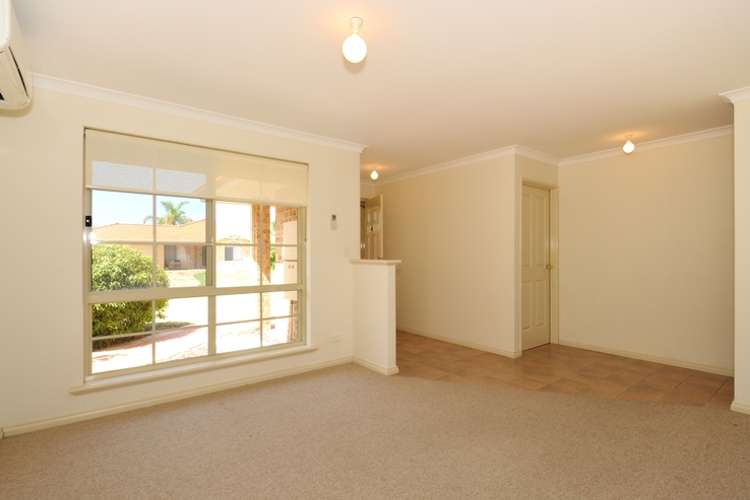 Fifth view of Homely house listing, 4/23 Montebourg Meander, Port Kennedy WA 6172