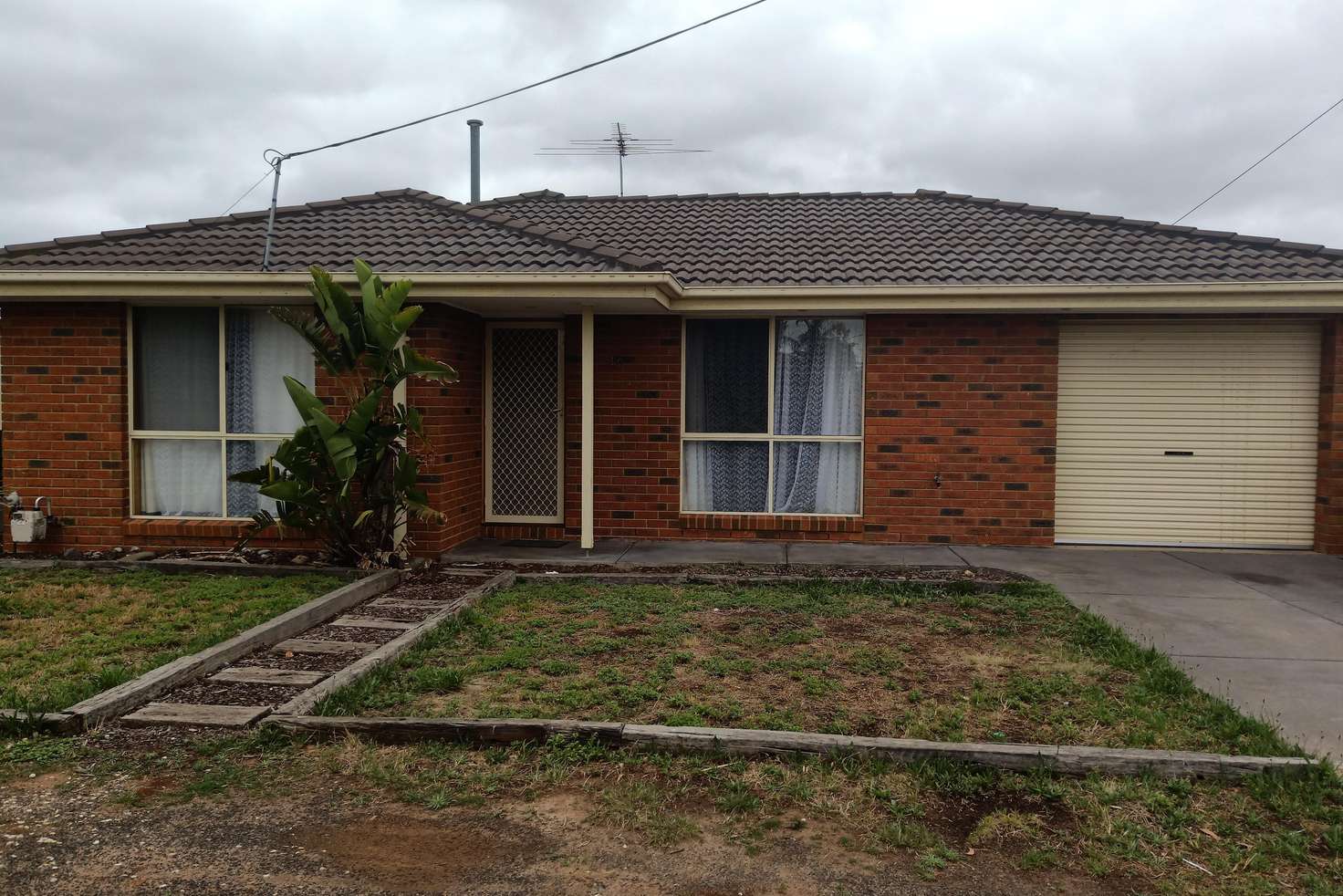 Main view of Homely house listing, 1/10 Hammond Court, Altona Meadows VIC 3028
