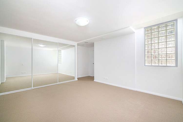 Fifth view of Homely apartment listing, 3/6-16 Hargraves St,, Gosford NSW 2250