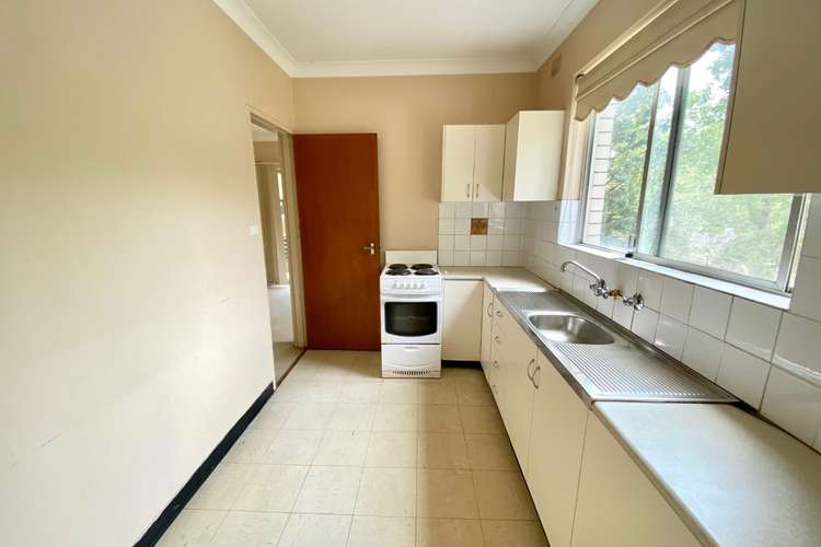 Third view of Homely unit listing, 2/9 Lachlan Avenue, Macquarie Park NSW 2113