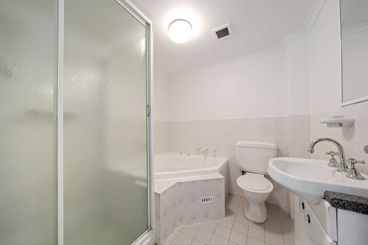 Fifth view of Homely apartment listing, 37/22 Ridge Street, North Sydney NSW 2060