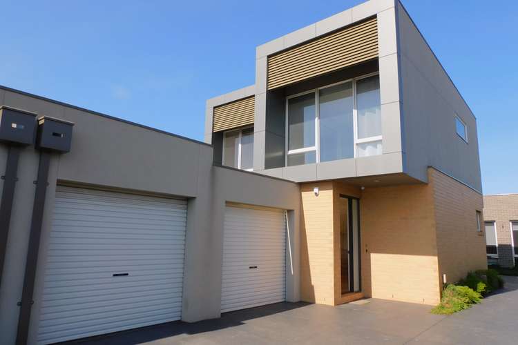 Main view of Homely apartment listing, 2/19 Eastgate Street, Pascoe Vale VIC 3044