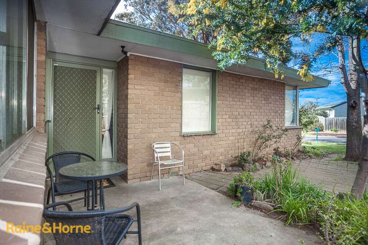 Second view of Homely house listing, 5 Hood Crescent, Sunbury VIC 3429