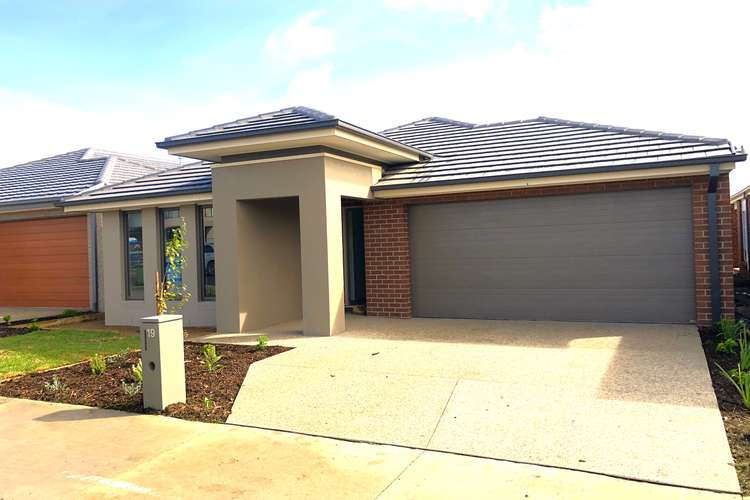 Main view of Homely house listing, 19 Heybridge street, Clyde VIC 3978