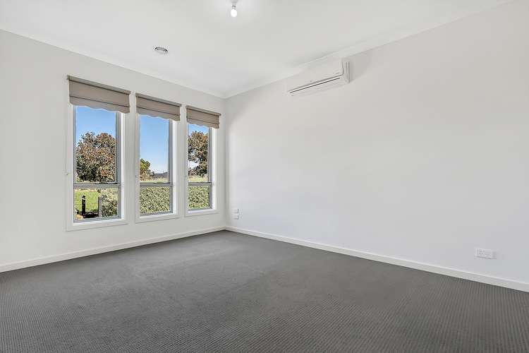 Fifth view of Homely house listing, 20 Crosskeys Road, Craigieburn VIC 3064