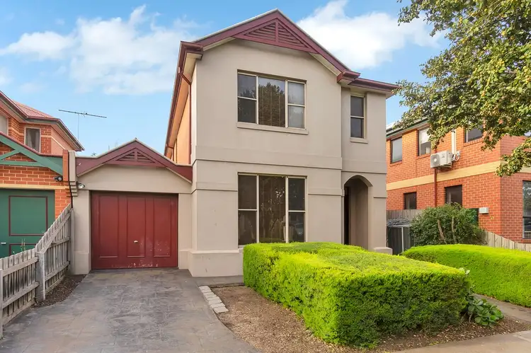 10 Proctor Street
