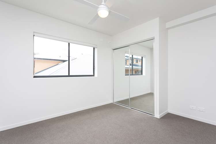 Third view of Homely apartment listing, 15/3 Osborne Road, Mitchelton QLD 4053