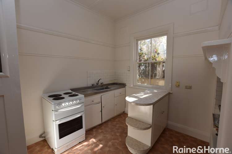 Main view of Homely unit listing, 2/284 Anson Street, Orange NSW 2800
