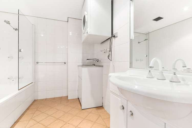 Fourth view of Homely unit listing, 215/1 Georgina Street, Newtown NSW 2042