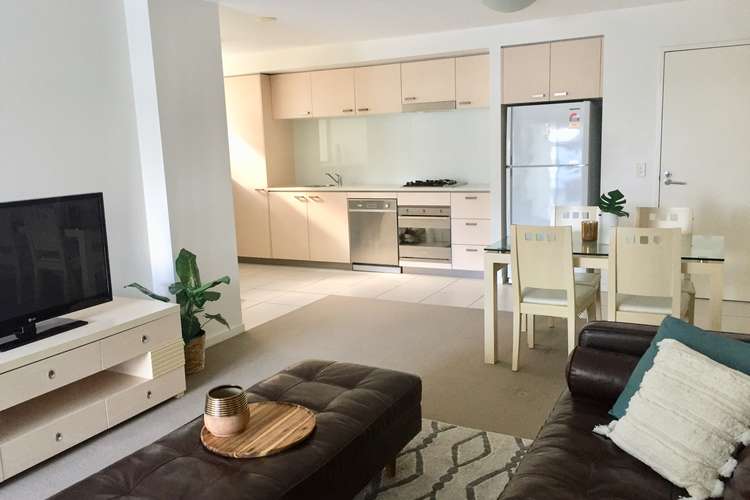 Third view of Homely apartment listing, 8/15 Walsh Street, Milton QLD 4064