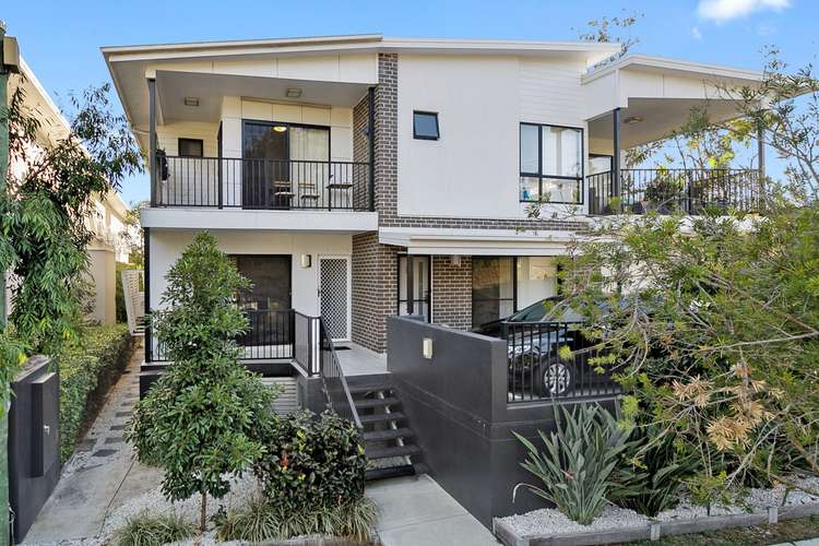 Main view of Homely townhouse listing, 2/29 Brown Street, Camp Hill QLD 4152