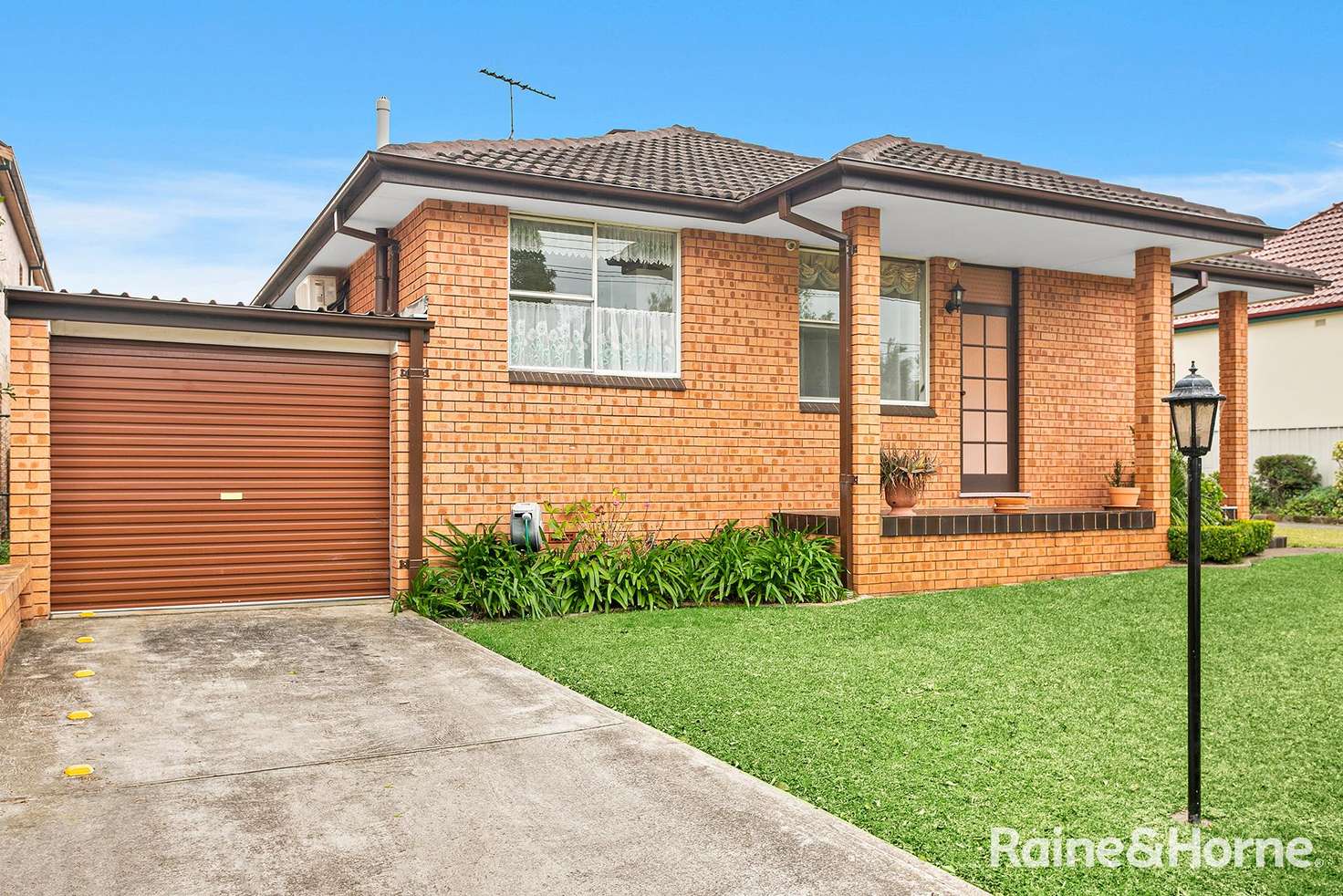 Main view of Homely villa listing, 1/48 Connemarra Street, Bexley NSW 2207