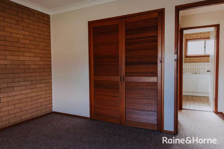 Fifth view of Homely unit listing, 4/18 Bulolo Street, Ashmont NSW 2650