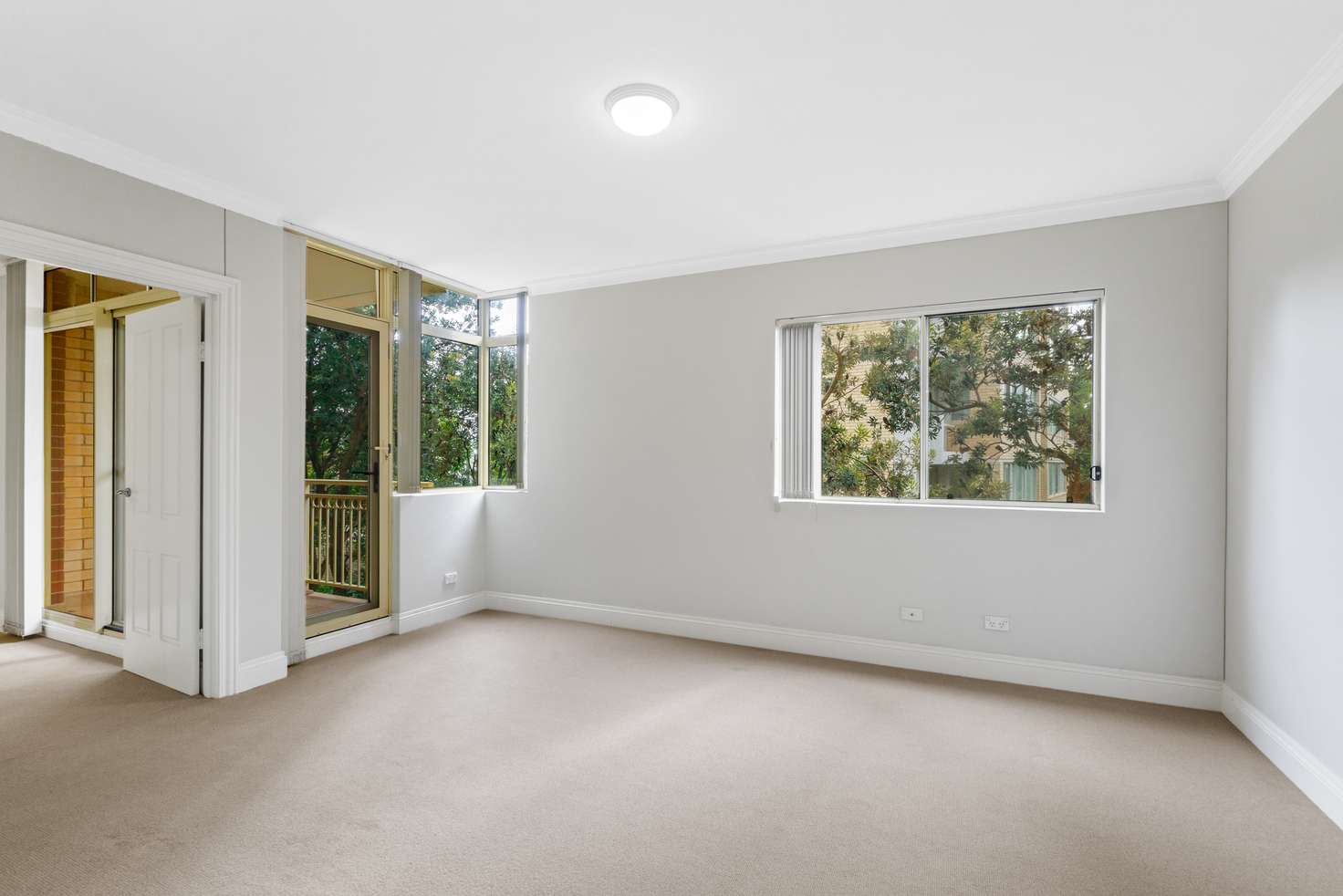 Main view of Homely apartment listing, 11/10-12 Gerard Street, Cremorne NSW 2090