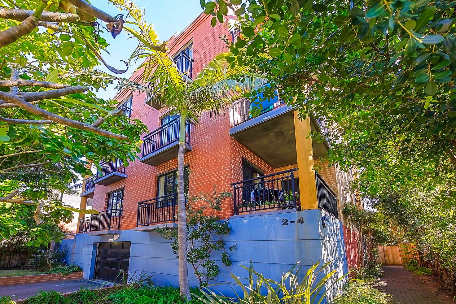 Main view of Homely apartment listing, 3/2-4 Fenton Avenue, Maroubra NSW 2035