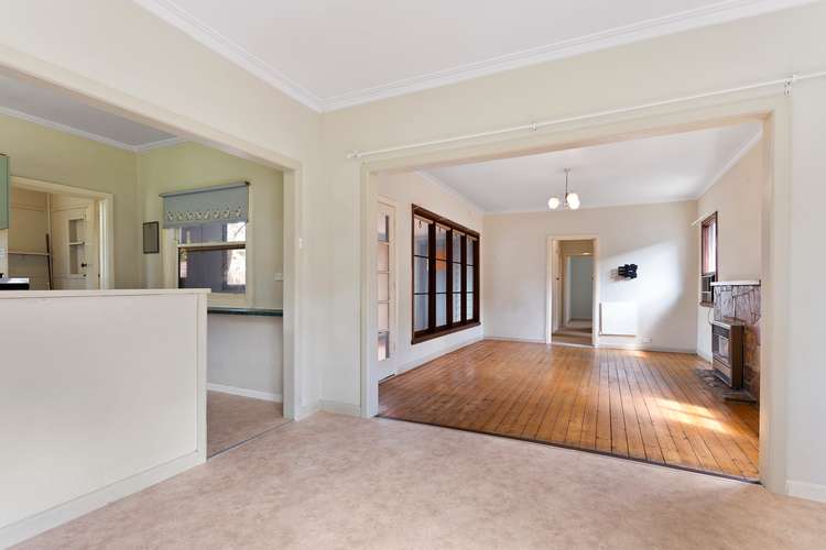 Second view of Homely house listing, 2 Rex Street, Frankston VIC 3199